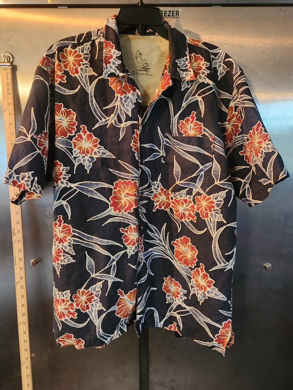 Bugle Boy Mens XL Hawaiian Shirt Navy Hibiscus Floral Tropical Button-Up